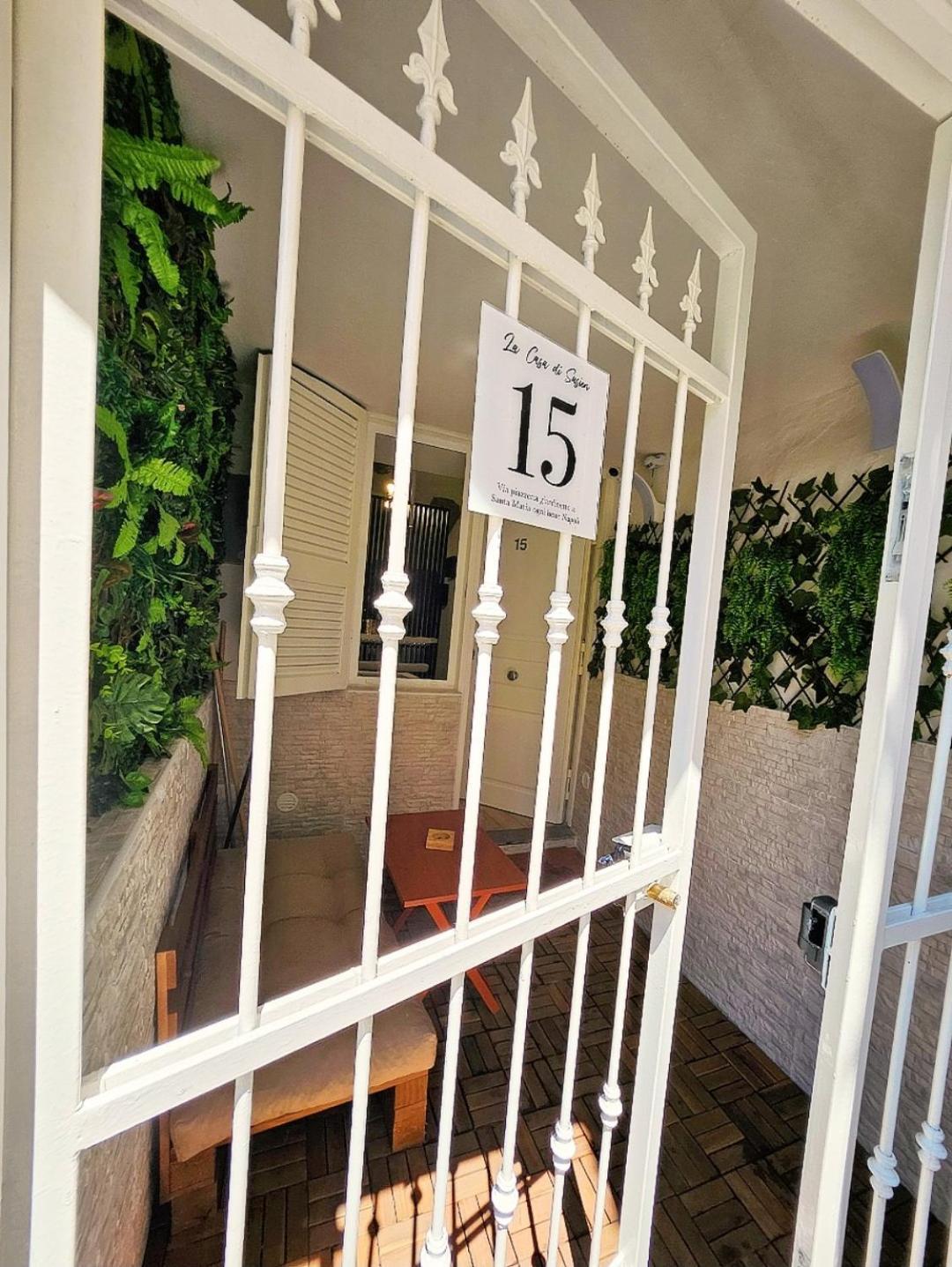 Apartamento La Casa Di Susien Nápoles Exterior foto